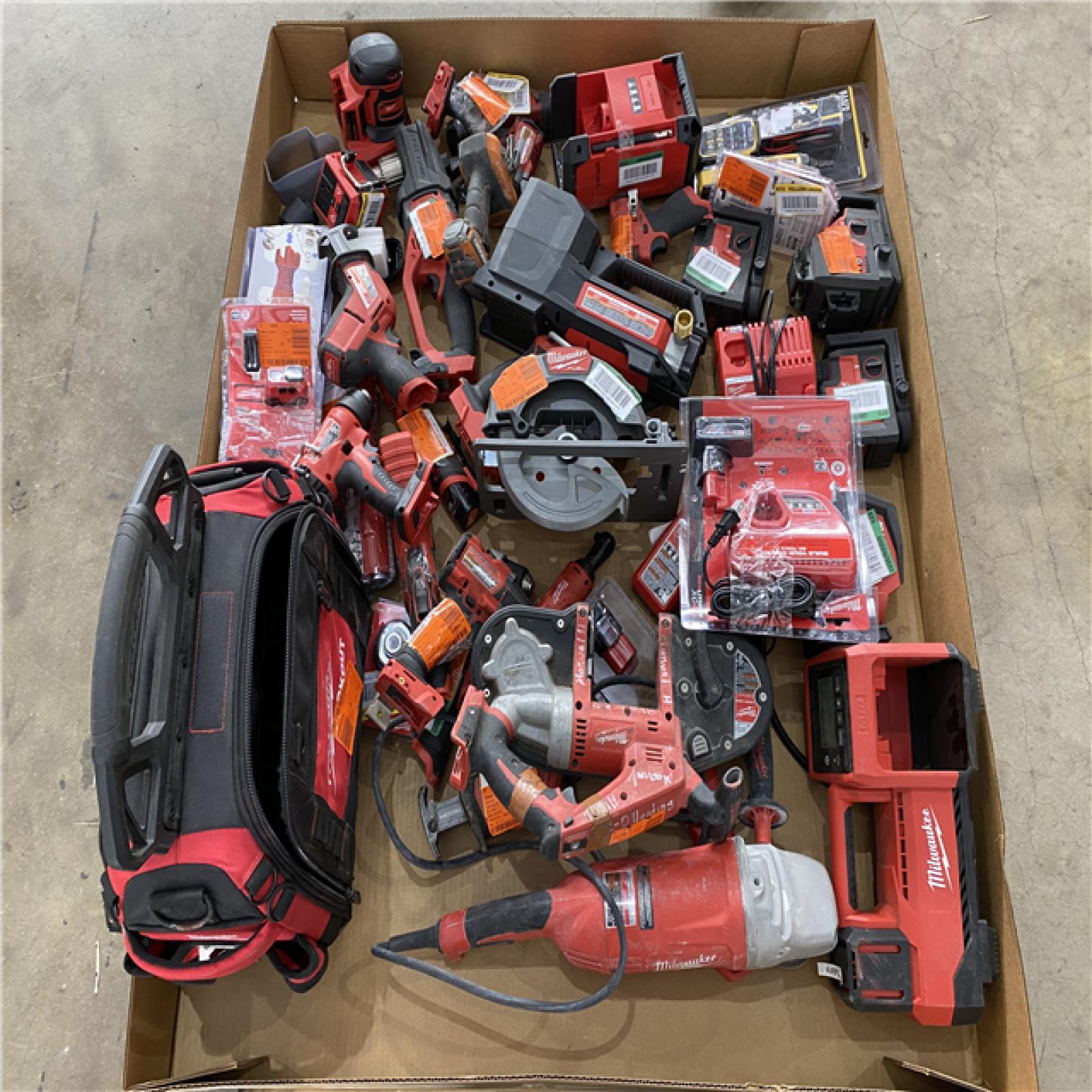 Houston Location AS IS - Tool Pallet