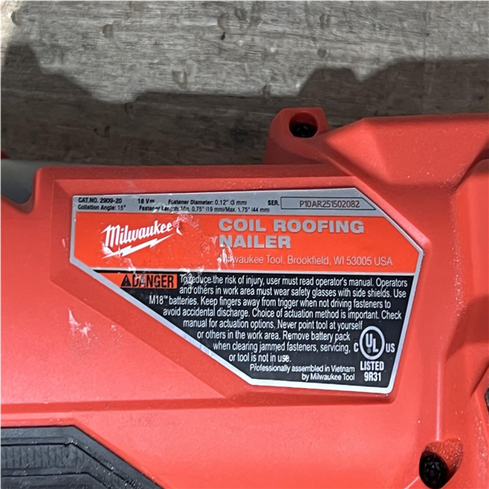 Houston Location AS-IS Milwaukee FUEL 18-Volt Lithium-Ion Brushless Cordless Coil Roofing Nailer (Tool Only)