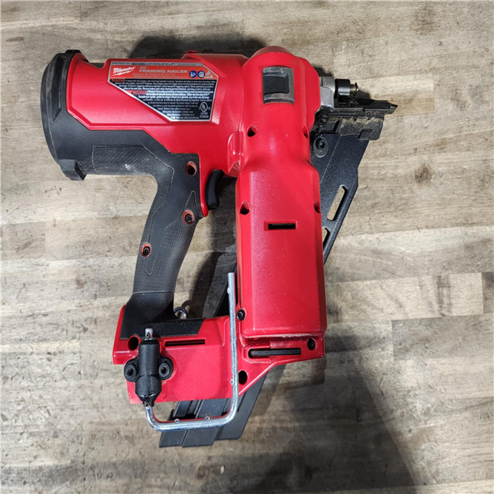 HOUSTON LOCATION - AS-IS Milwaukee M18 FUEL 30 Degree Framing Nailer (TOOL ONLY)