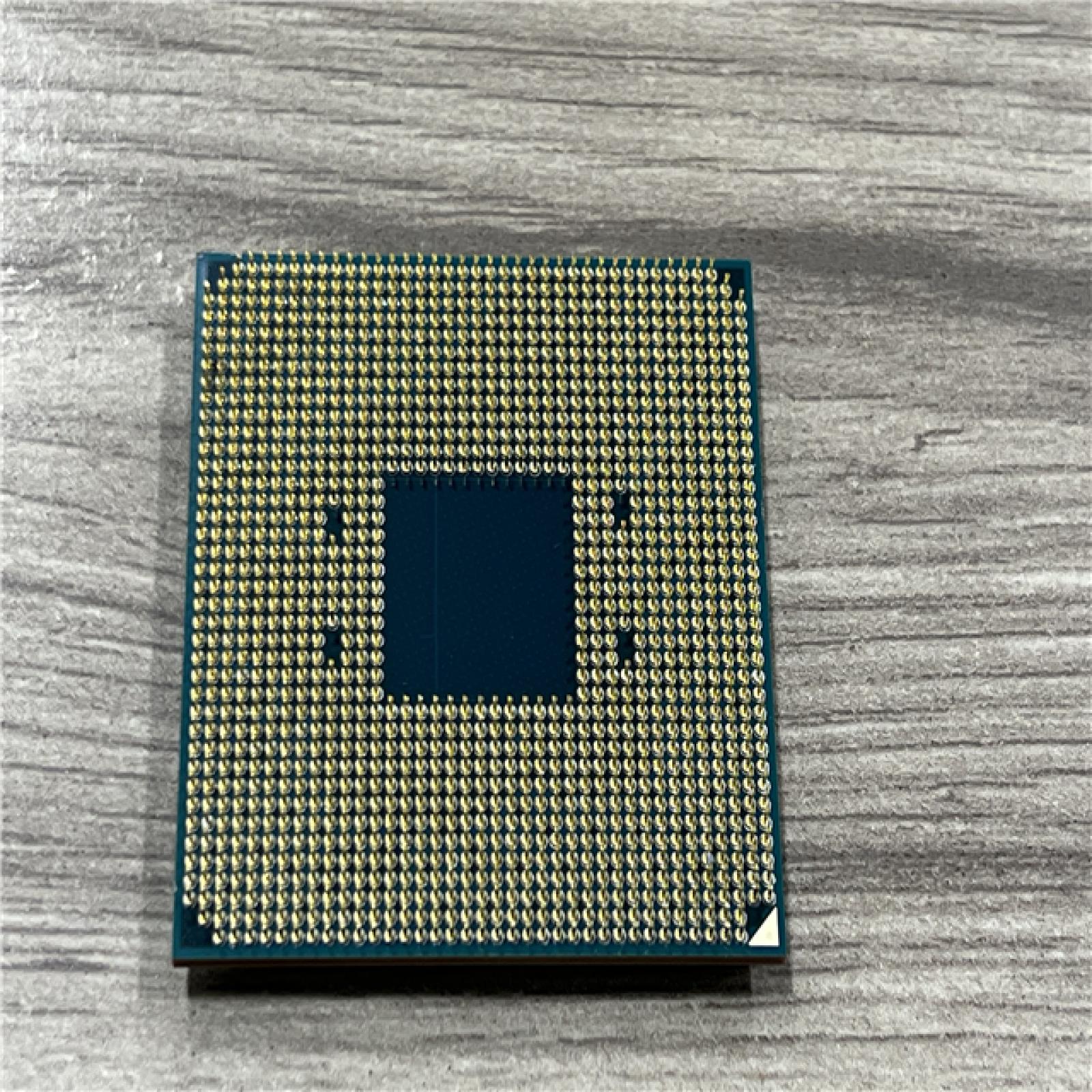 AS-IS AMD Ryzen 7 5800X 4th Gen 8-core  16-threads Unlocked Desktop Processor Without Cooler