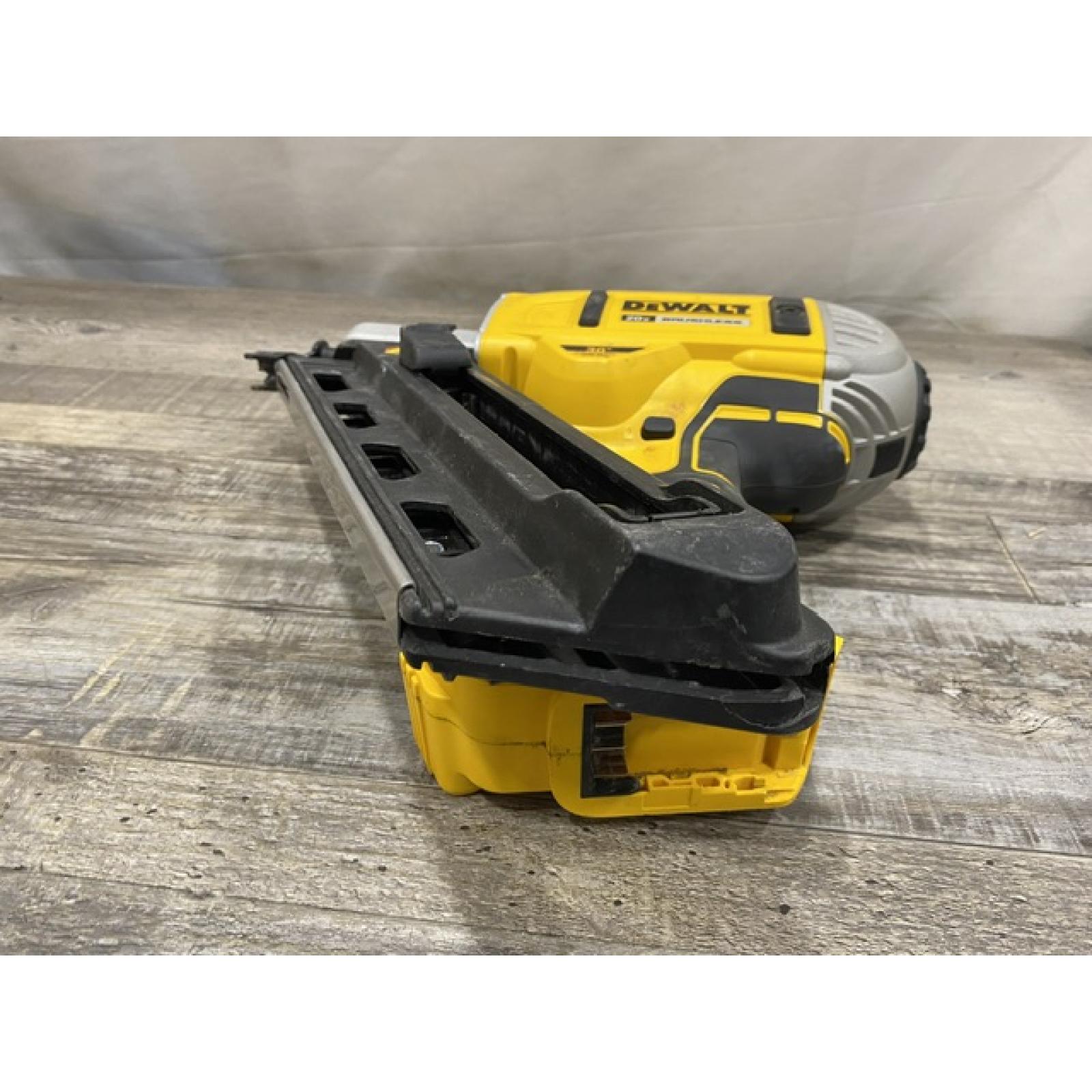 AS-IS DEWALT 20V MAX Brushless Li-Ion Framing Nailer (Tool Only)