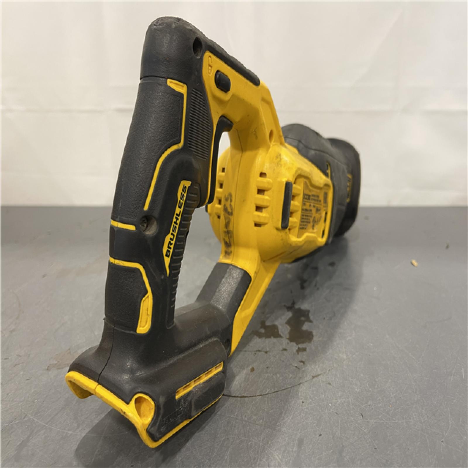 AS-IS - DEWALT 20V MAX XR Cordless Brushless Reciprocating Saw