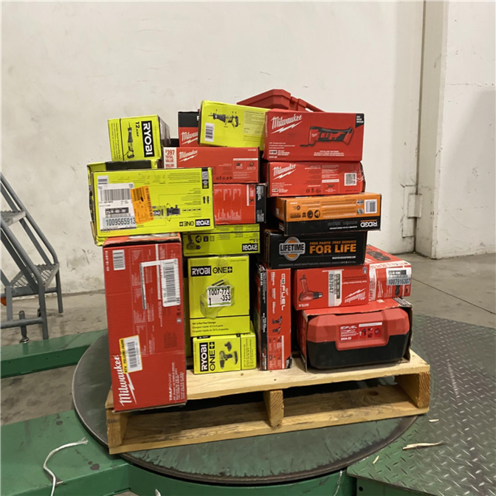 DALLAS LOCATION -AS-IS TOOL PALLET