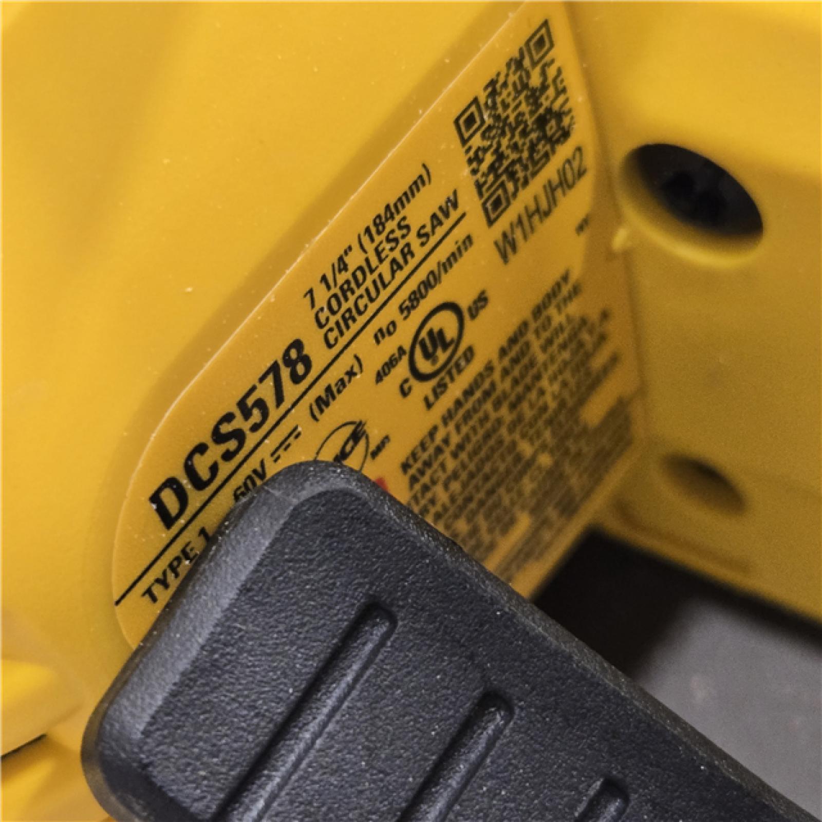 AS-IS DeWALT Flexvolt Max 7-1/4 60V Circular Saw (Tool Only)