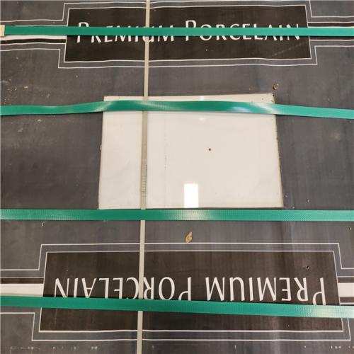 Phoenix Location NEW MSI Pure Harmony 24 in. x 48 in. Polished Porcelain Marble Look Floor and Wall Tile (432 sq. ft./27 Case)