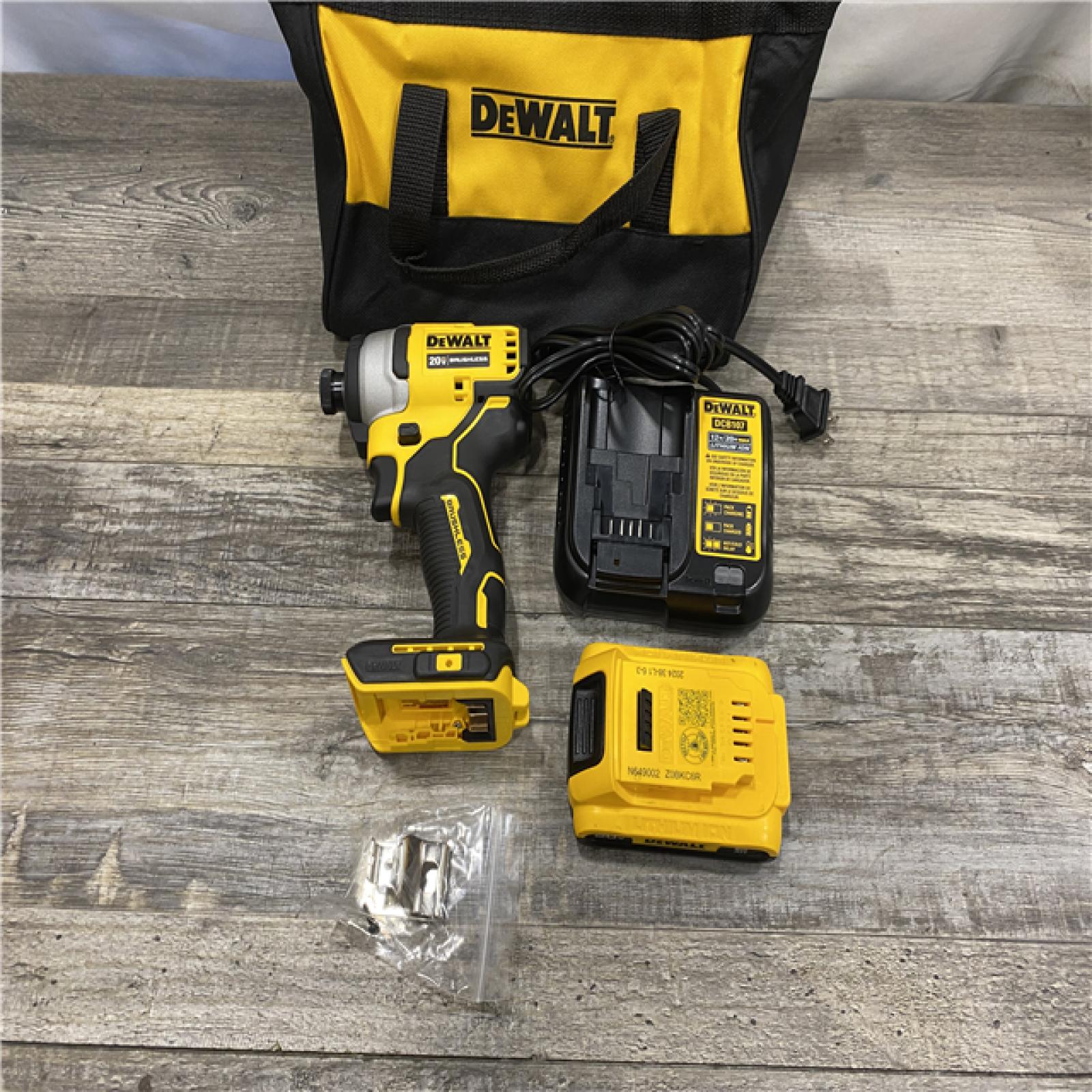 AS-IS DEWALT Atomic 20V Max Lithium-Ion Brushless Cordless Compact 1/4 in. Impact Driver Kit