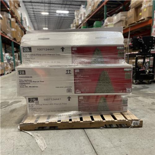 DALLAS LOCATION- AS-IS ASSORTED CHRISTMAS TREES PALLET