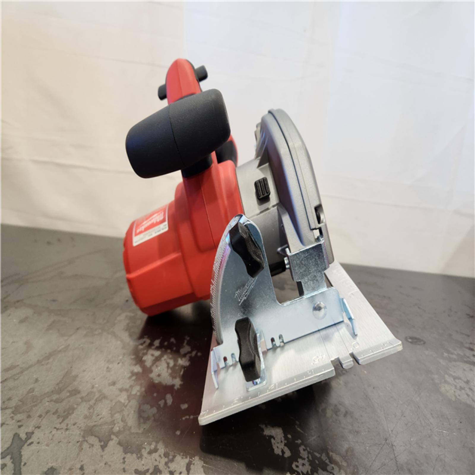 AS-IS- Milwaukee M18 18V Lithium-Ion Cordless 6-1/2 in. Circular Saw (Tool-Only)