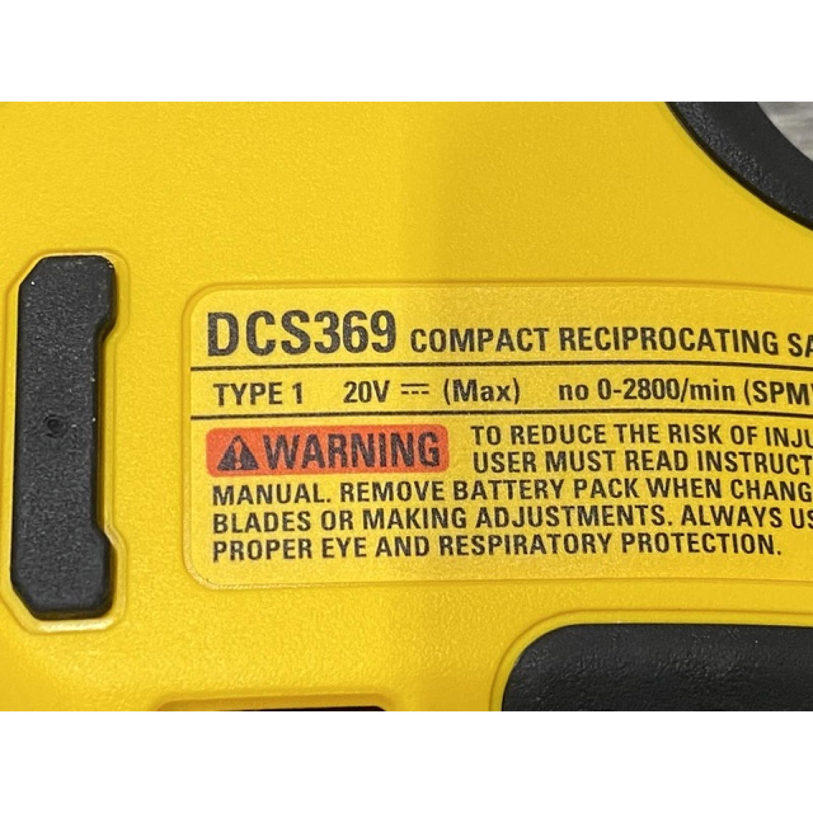 AS-IS DEWALT ATOMIC 20-Volt Lithium-Ion Cordless Brushless (4-Tool) Combo Kit