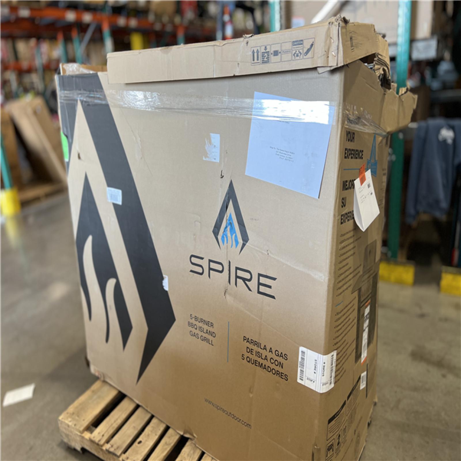 DALLAS LOCATION - AS-IS SPIRE 5-Burner Built-In Propane Gas Stone Island Grill in Terra Rosa