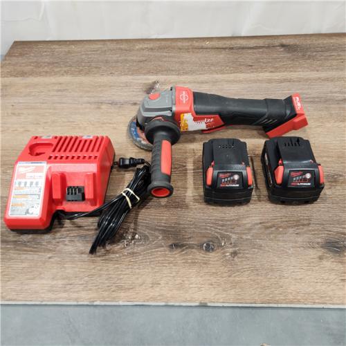 Milwaukee 4-1/2 in./5 in. Grinder w/Paddle Switch KIT 2 battery & charge