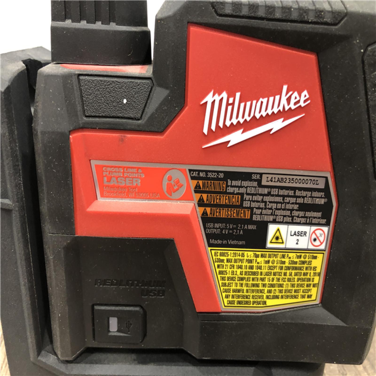 AS-IS Milwaukee Green 100 ft. Cross Line and Plumb Points Rechargeable Laser Level with