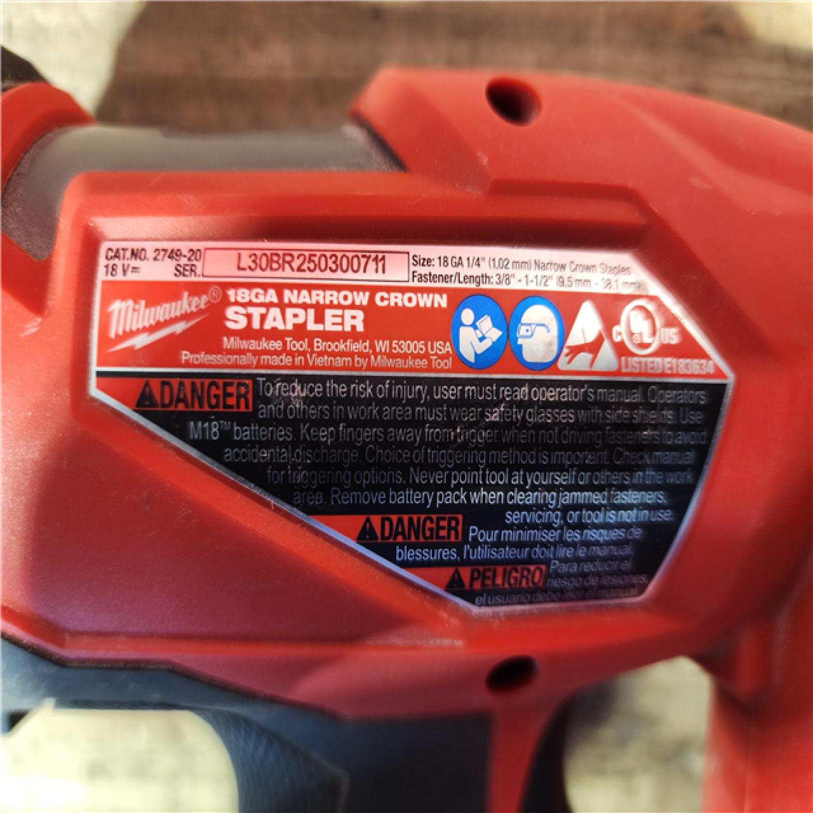 HOUSTON LOCATION - AS-IS Milwaukee FUEL 18-Volt Lithium-Ion Brushless Cordless 18-Gauge 1/4 in. Narrow Crown Stapler (Tool-Only)