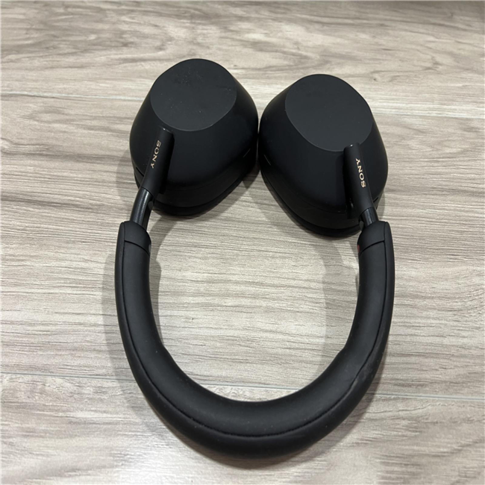 AS-IS Sony - WH-1000XM5 Wireless Noise Cancelling Over-the-Ear Headphones - Black