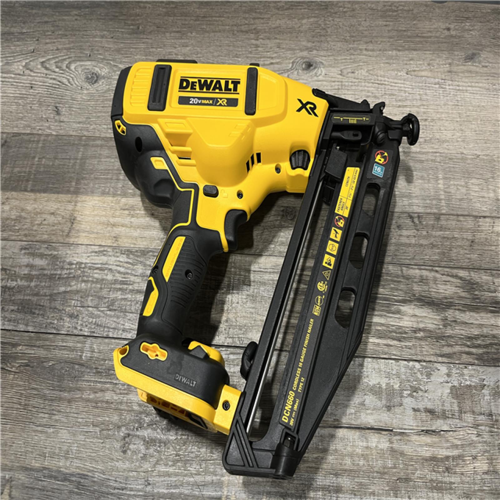AS-IS DEWALT 20V MAX XR Lithium-Ion Electric Cordless 16-Gauge Angled Finishing Nailer (Tool Only)