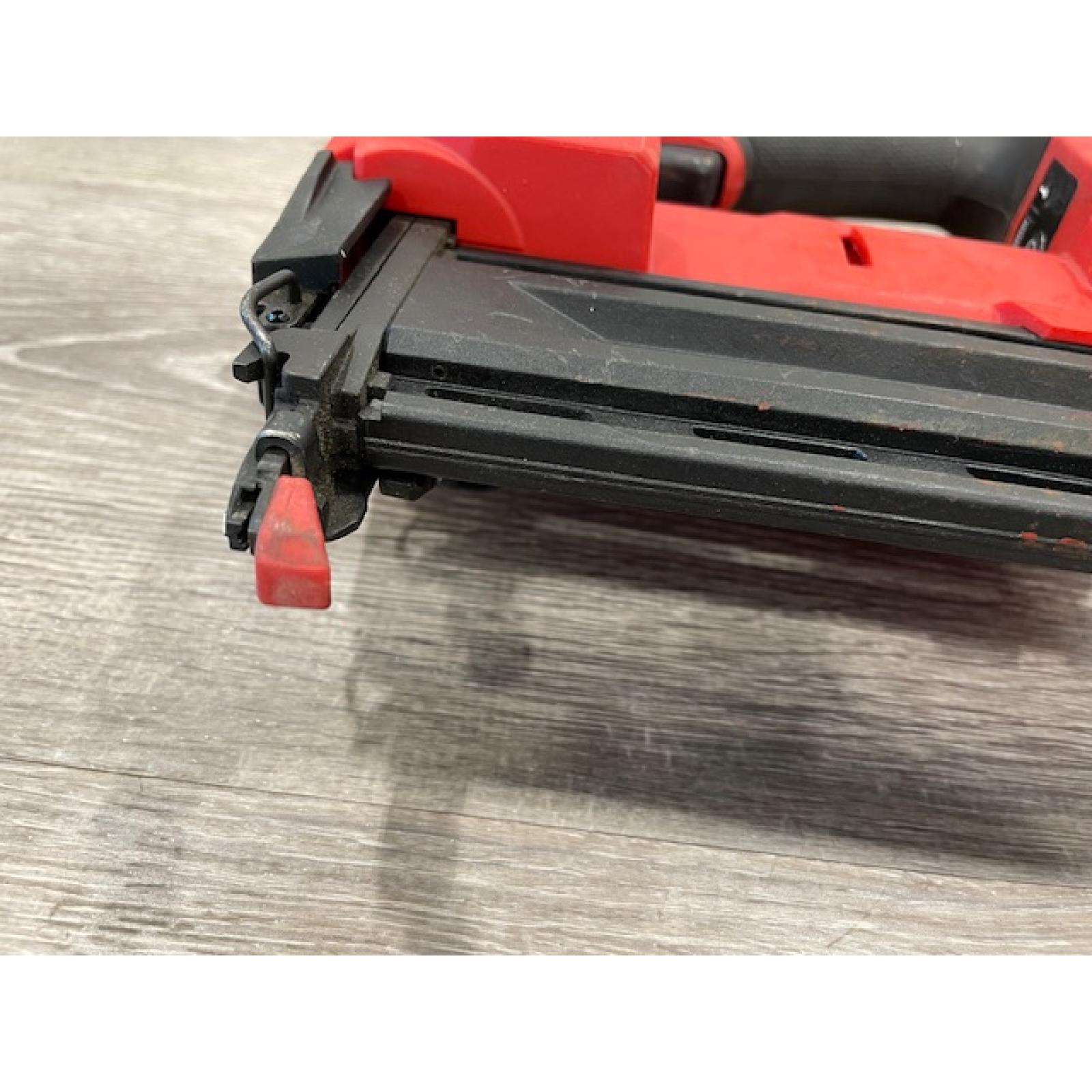 AS-IS Milwaukee FUEL 18-Volt Lithium-Ion Brushless Cordless Gen II 18-Gauge Brad Nailer (Tool-Only)