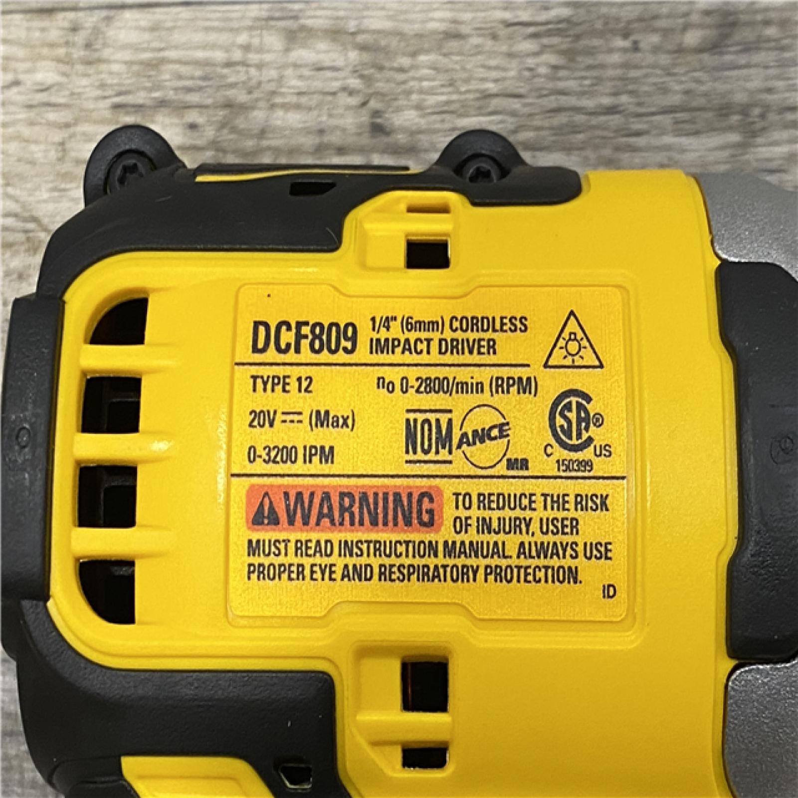 AS-IS DEWALT Atomic 20V Max Lithium-Ion Brushless Cordless Compact 1/4 in. Impact Driver Kit