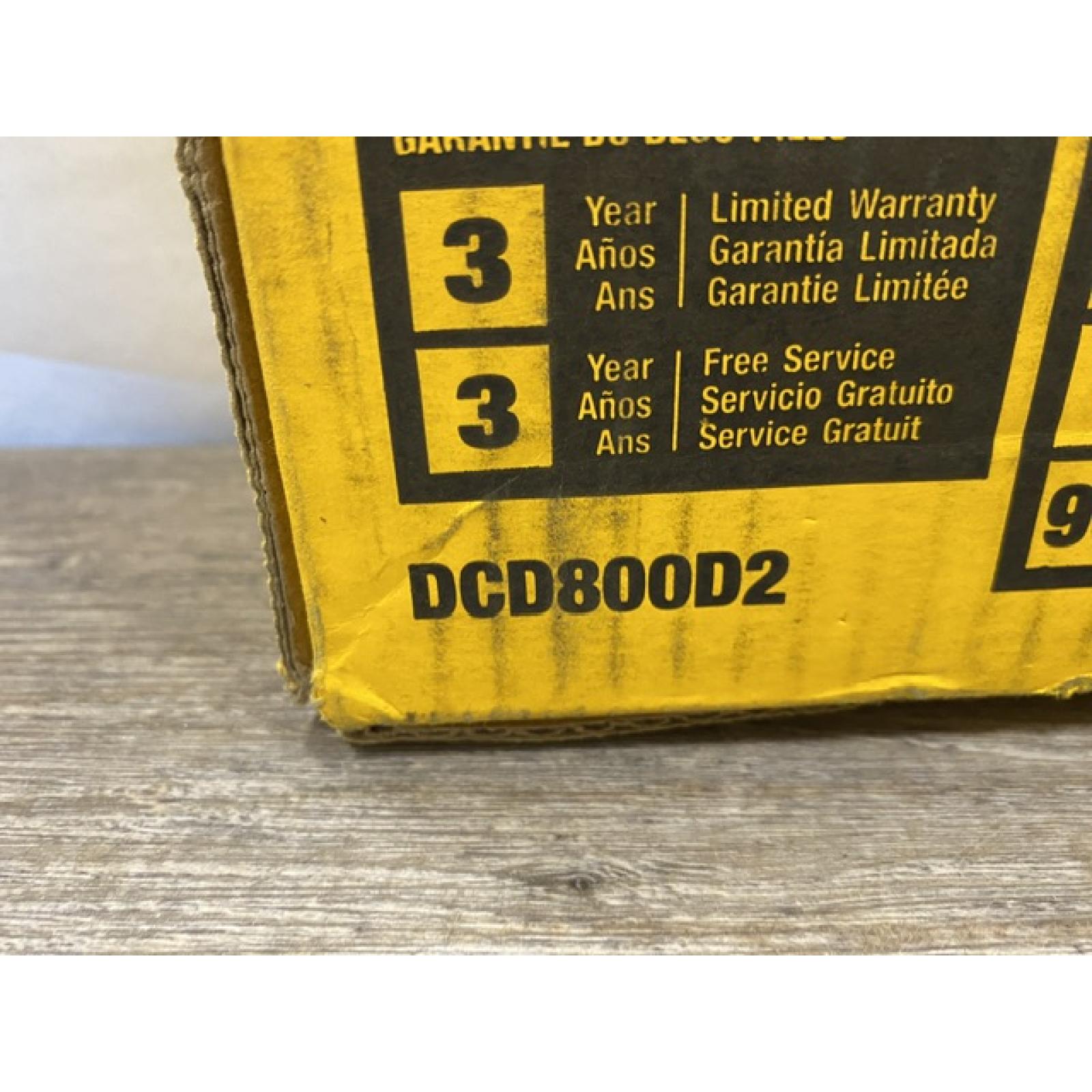 NEW - DEWALT 20V MAX XR Brushless Cordless Lithium-Ion 1/2 Drill/Driver Kit