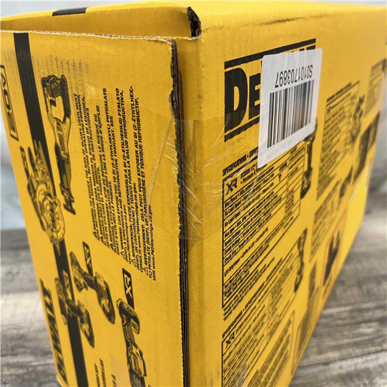 NEW - DEWALT 20V Lithium-Ion Cordless 5-Tool Combo Kit