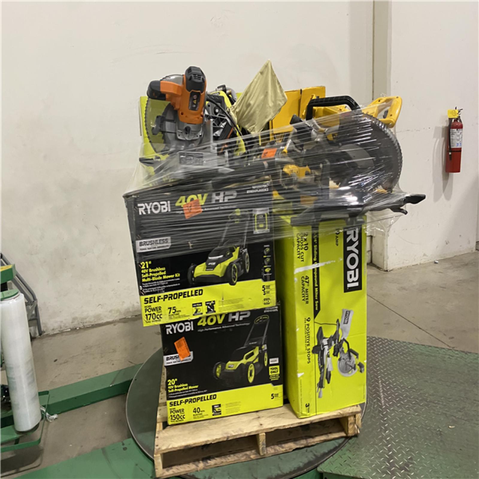 Dallas Location - As-Is Tool Pallet