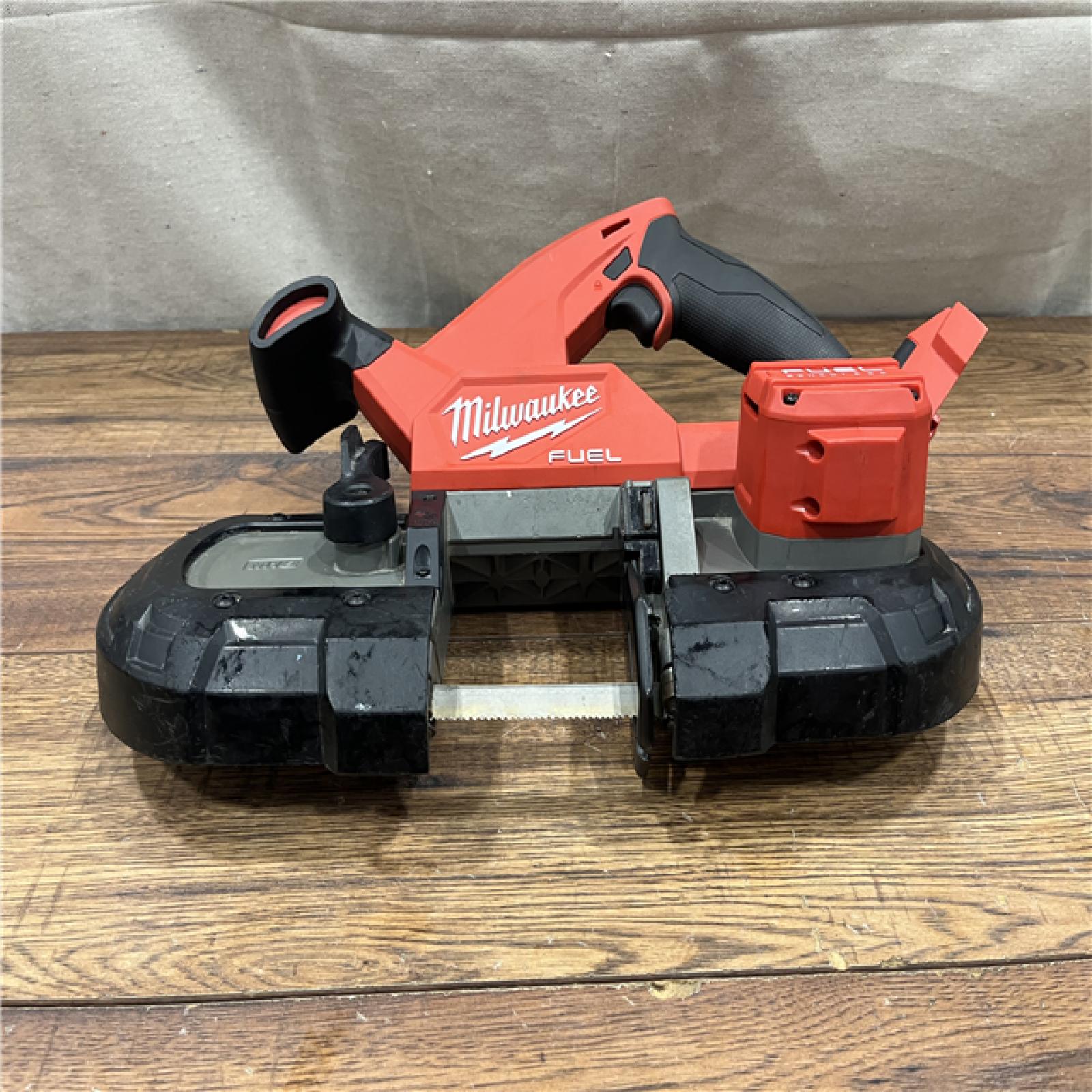 AS-IS Milwaukee M18 FUEL Compact Band Saw
