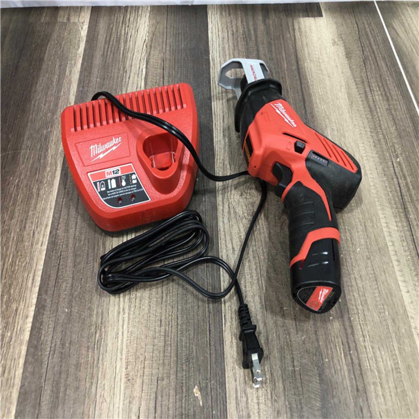 AS-IS Milwaukee 12V Lithium-Ion HACKZALL Cordless Reciprocating Saw Kit
