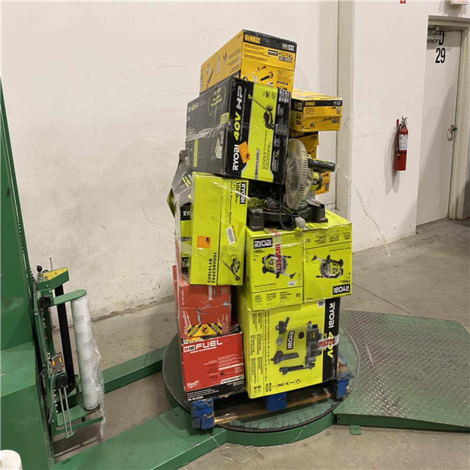 Dallas Location - As-Is Tool Pallet