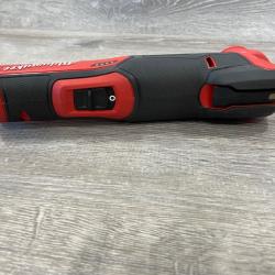 AS-IS Milwaukee FUEL 12V Lithium-Ion Cordless Oscillating Multi-Tool (Tool-Only)