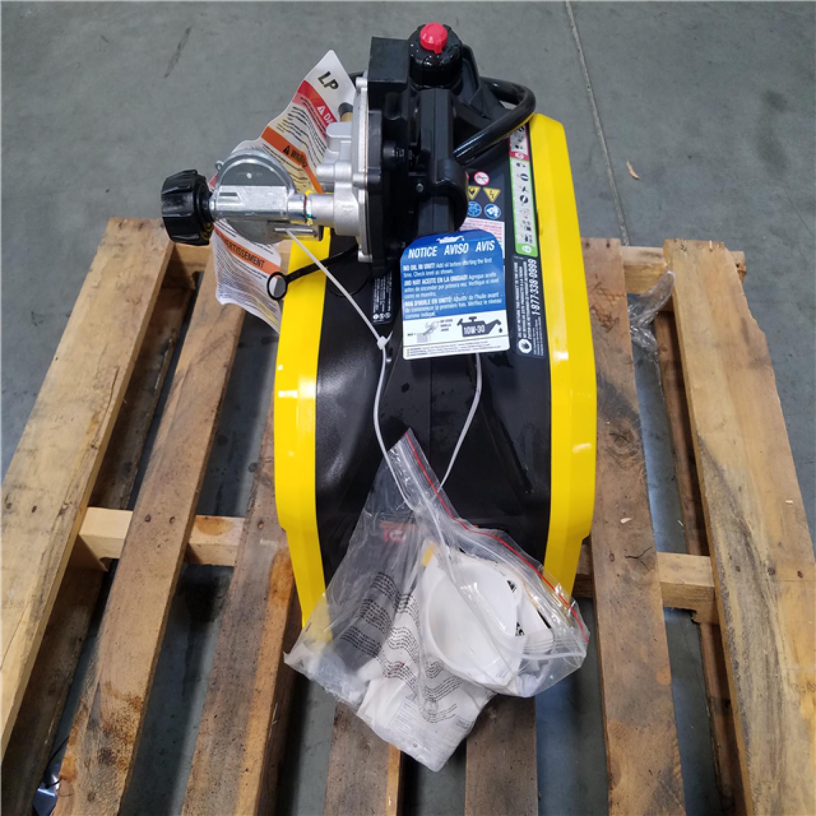 CALIFORNIA AS-IS CHAMPION 2500 WATTS INVERTER