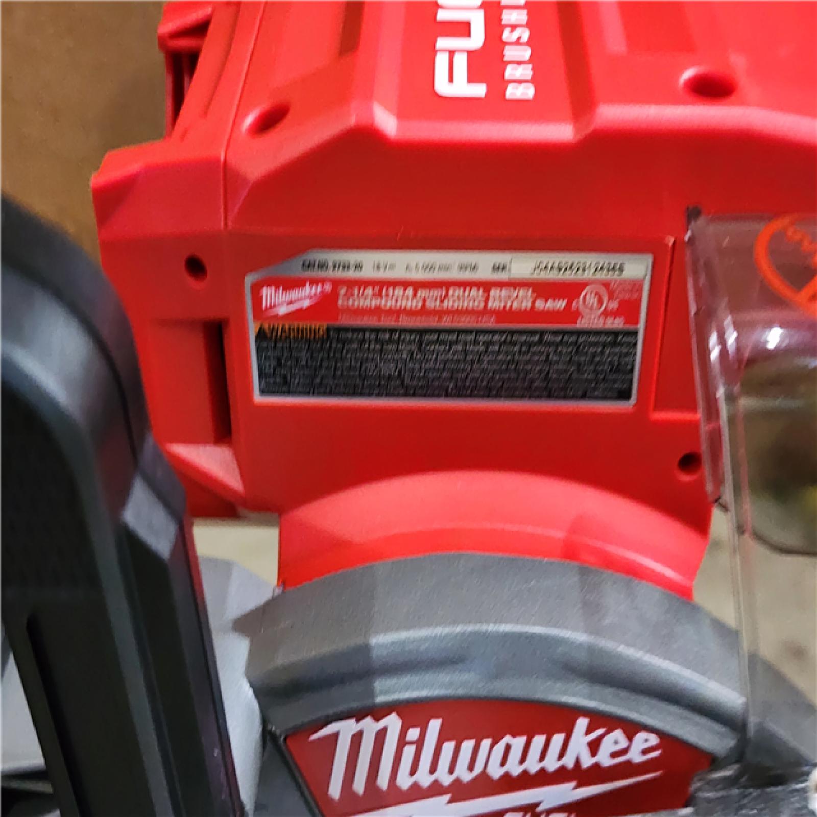 HOUSTON LOCATION - AS-IS Milwaukee M18 FUEL 7-1/4 in. Cordless Brushless Dual-Bevel Sliding Compound Miter Saw (Tool Only)