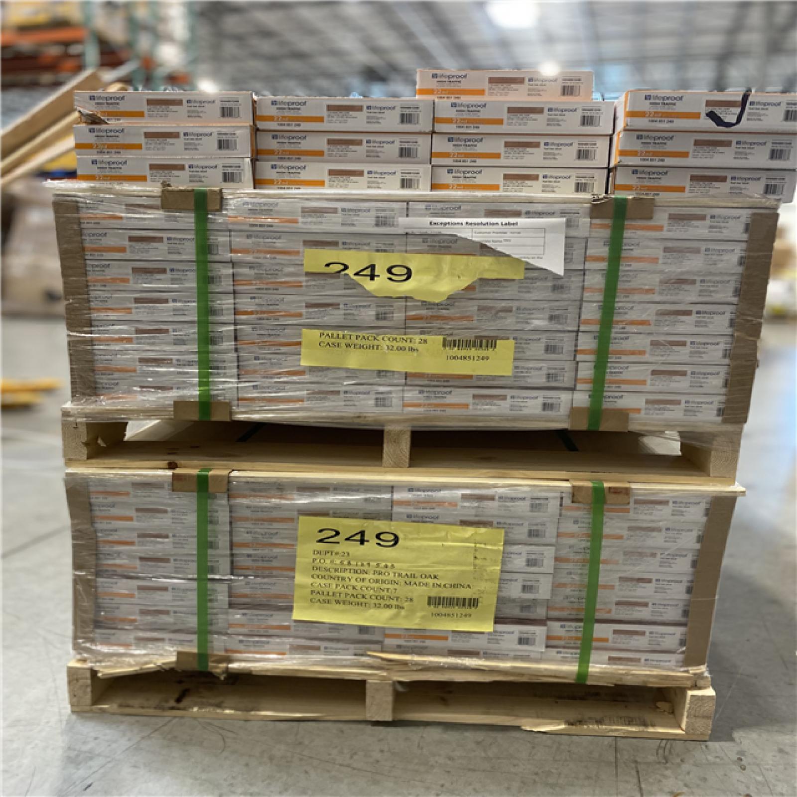 DALLAS LOCATION - Lifeproof Trail Oak 22 MIL x 8.7 in. W x 48 in. L Click Lock Waterproof Luxury Vinyl Plank Flooring PALLET - (69 UNITS)