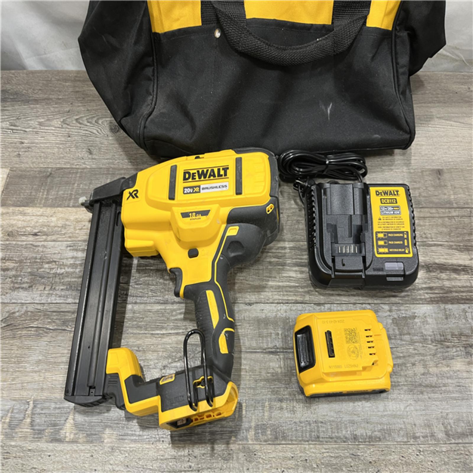 AS-IS DEWALT 20V MAX XR Lithium-Ion Cordless 18-Gauge Narrow Crown Stapler Kit