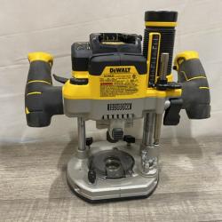 AS-IS DEWALT 20V MAX XR 2-1/4 Peak HP Brushless Cordless Plunge Router (Tool Only)
