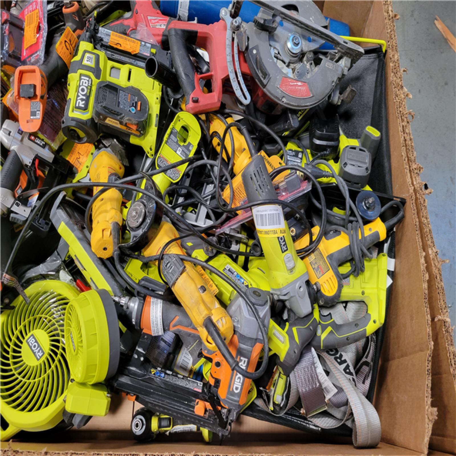 CALIFORNIA AS-IS TOOL PALLET