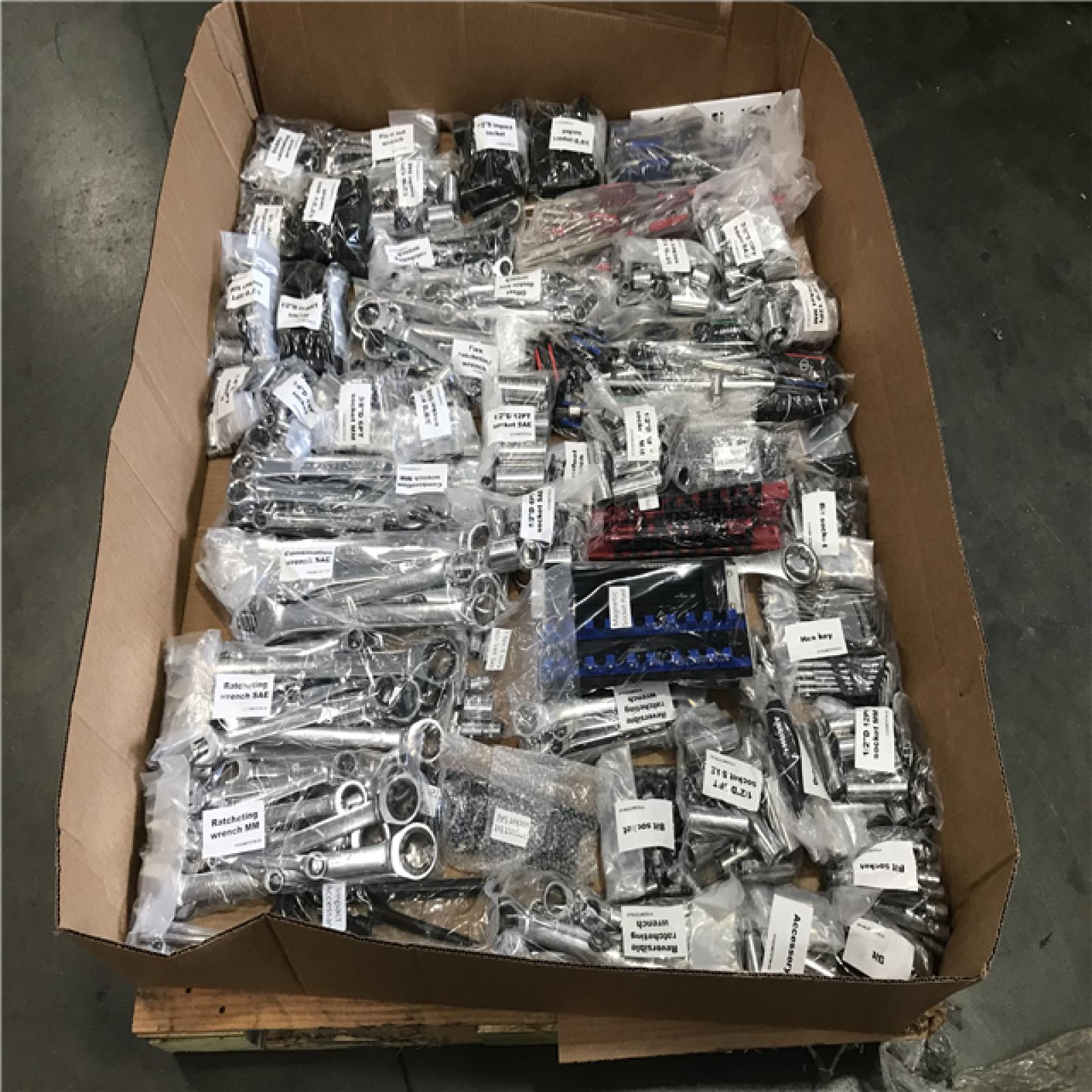 California NEW Husky Master Mechanics Tool Set 1025 Pcs