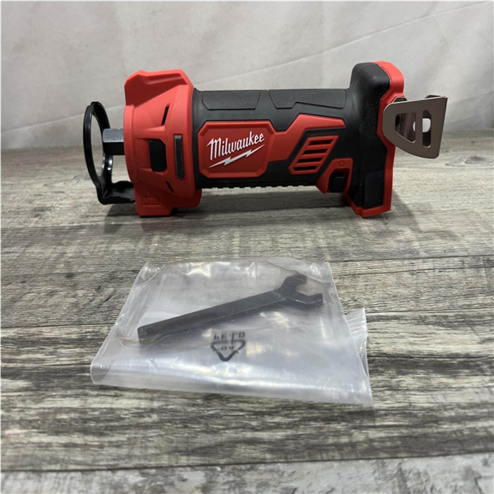 AS-IS Milwaukee 18V Lithium-Ion Cordless Drywall Cut Out Rotary Tool (Tool-Only)