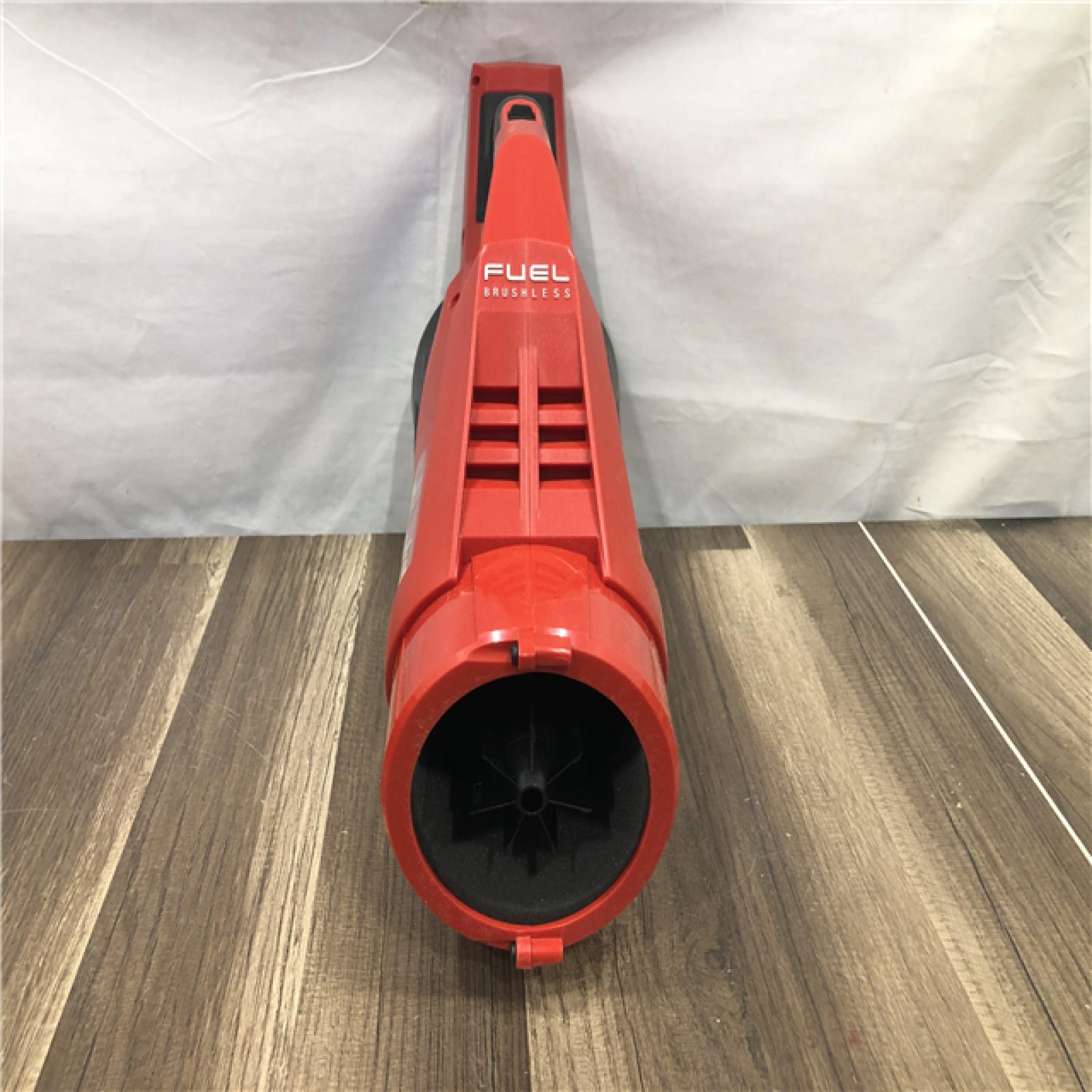 AS-IS Milwaukee FUEL 120 MPH 500 CFM 18V Brushless Cordless Battery Powered Leaf Blower Kit