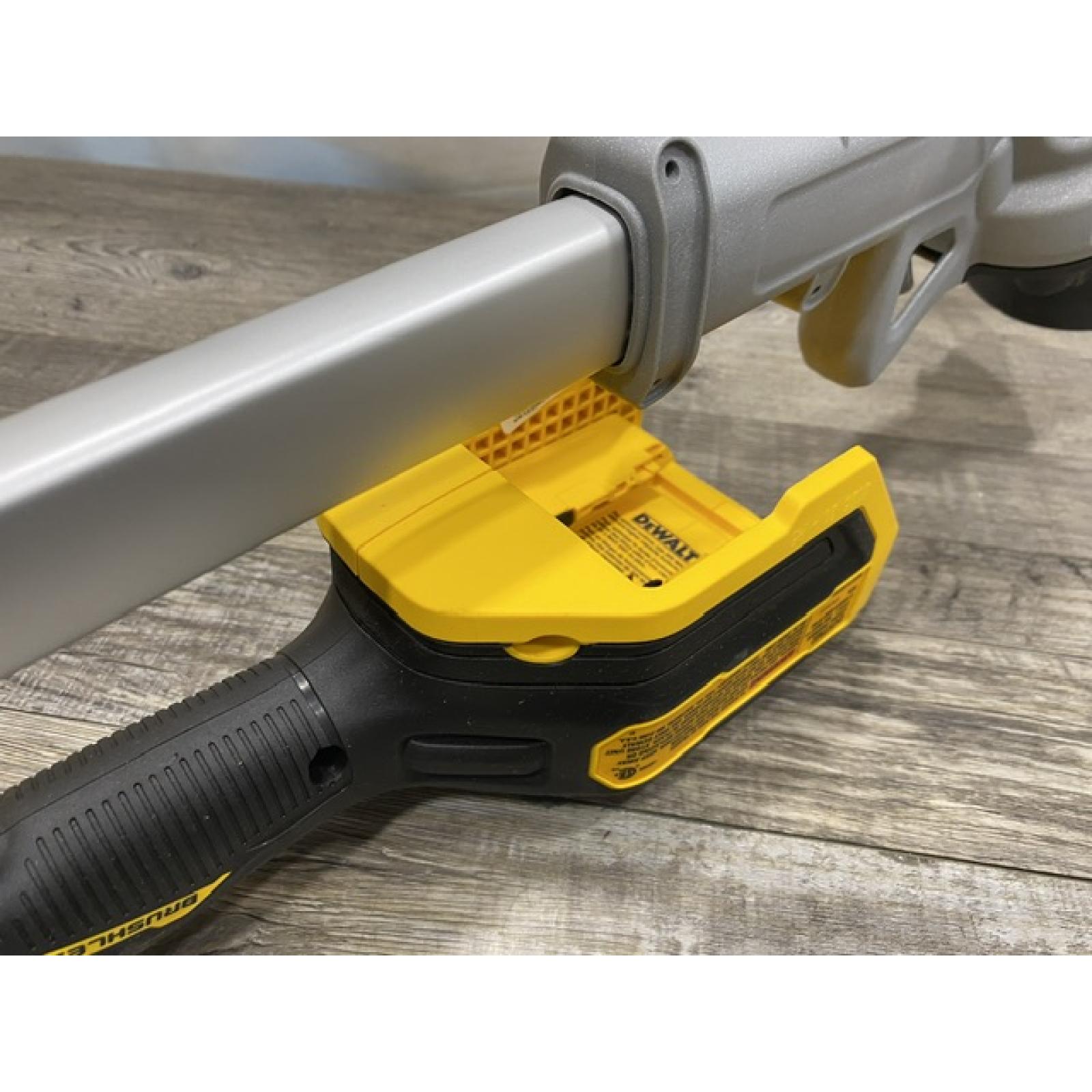 AS-IS DEWALT 20V MAX 14 in. Brushless Cordless Battery Powered Foldable String Trimmer Kit