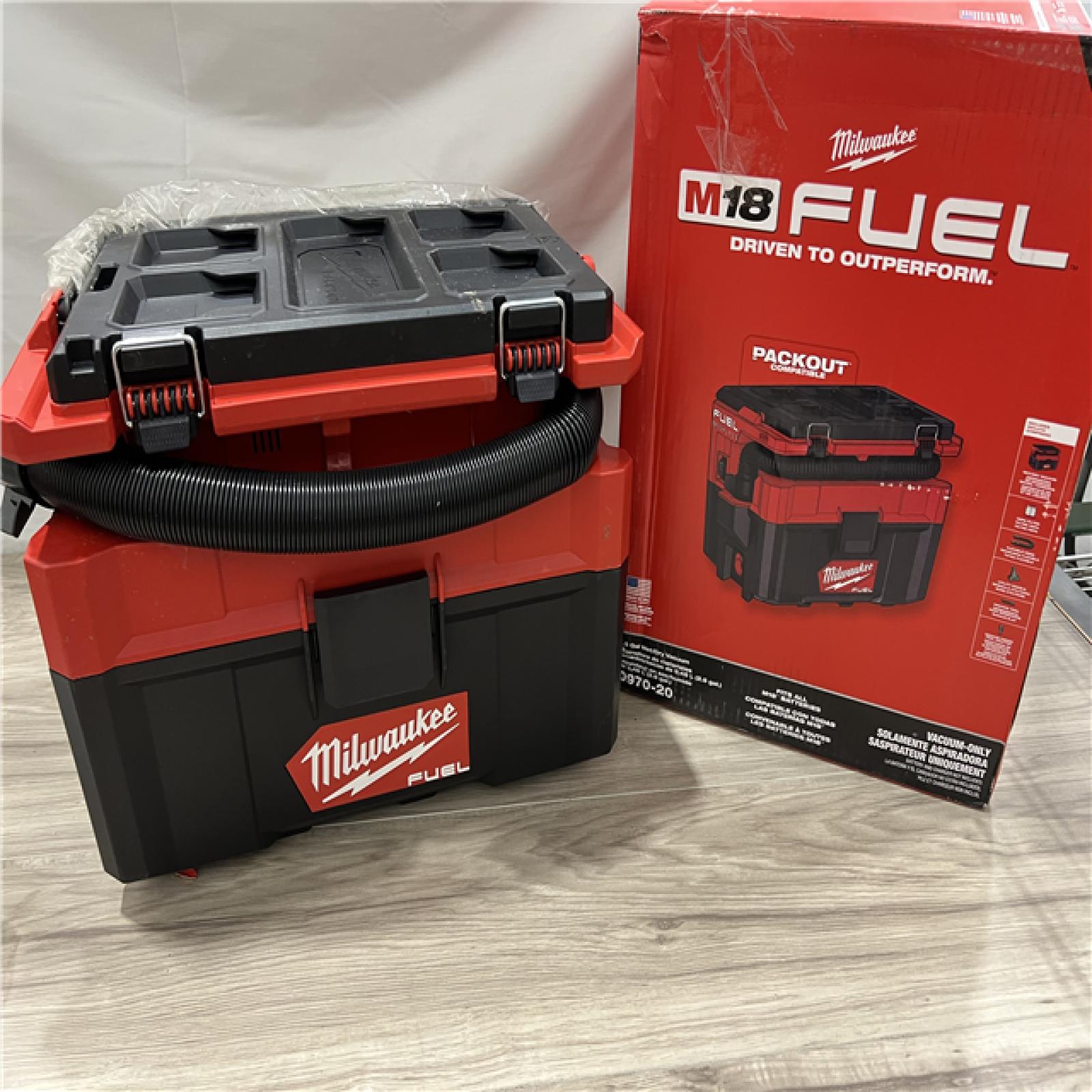 AS-IS Milwaukee FUEL PACKOUT 18-Volt Lithium-Ion Cordless 2.5 Gal. Wet/Dry Vacuum (Vacuum-Only)