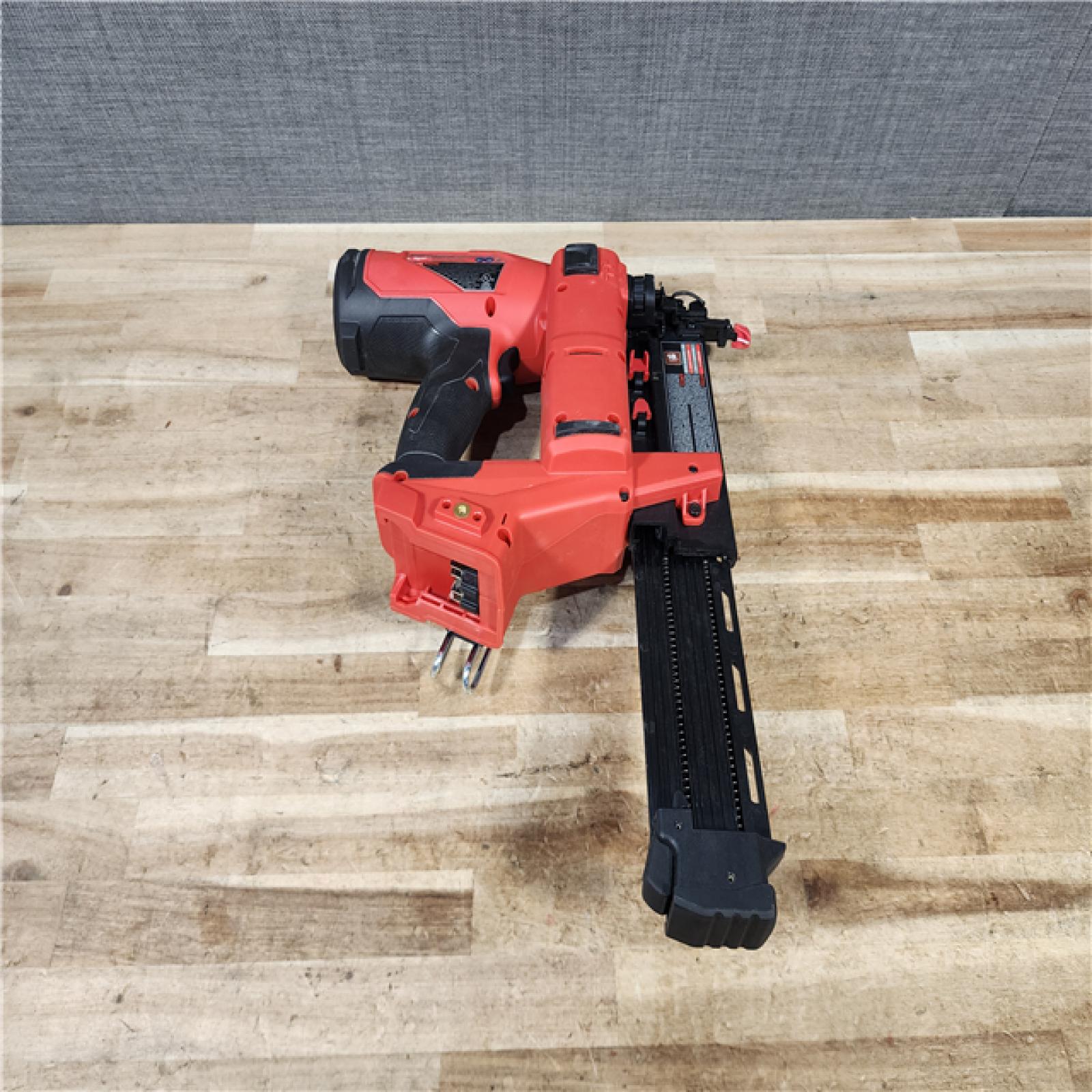 HOUSTON LOCATION - AS - IS Milwaukee FUEL 18-Volt Lithium-Ion Brushless Cordless Gen II 18-Gauge Brad Nailer (Tool-Only)