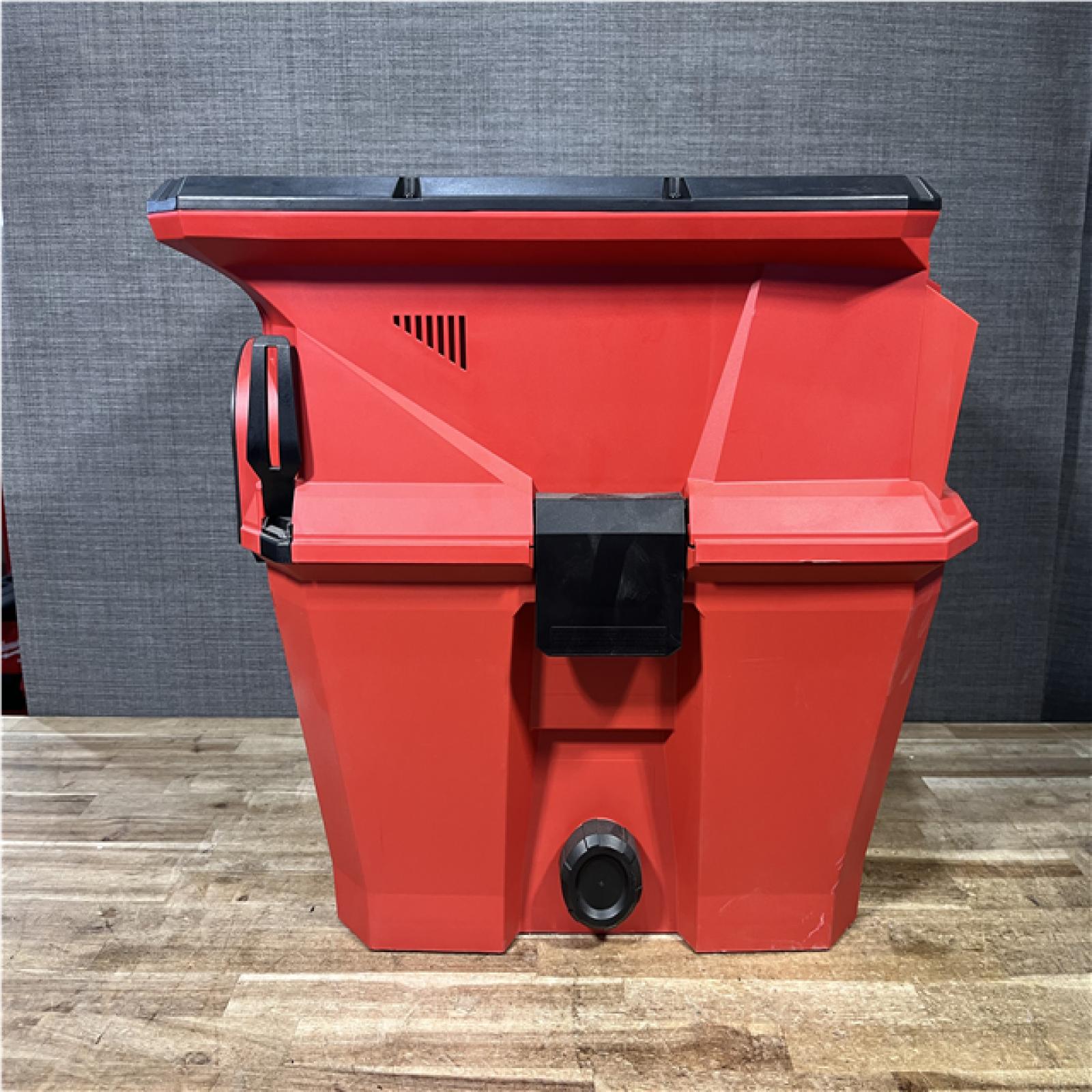 Houston Location AS-IS Milwaukee M12 FUEL 12-Volt Lithium-Ion Cordless Wet/Dry Vacuum