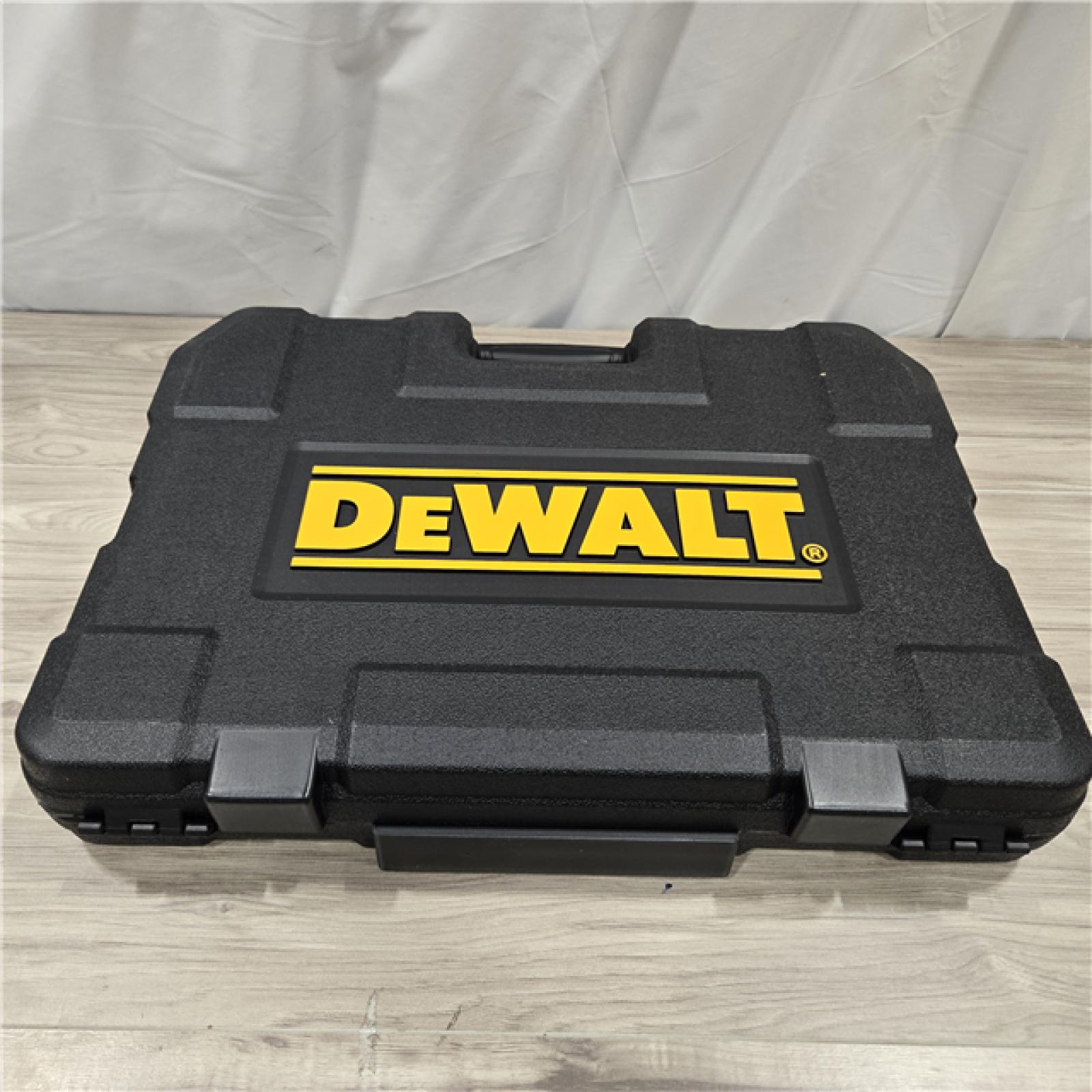 AS-IS DEWALT 168 Piece Mechanic's Tool Kit