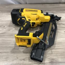 AS-IS DEWALT 20-Volt 21° Cordless Framing Nailer (Tool-Only)