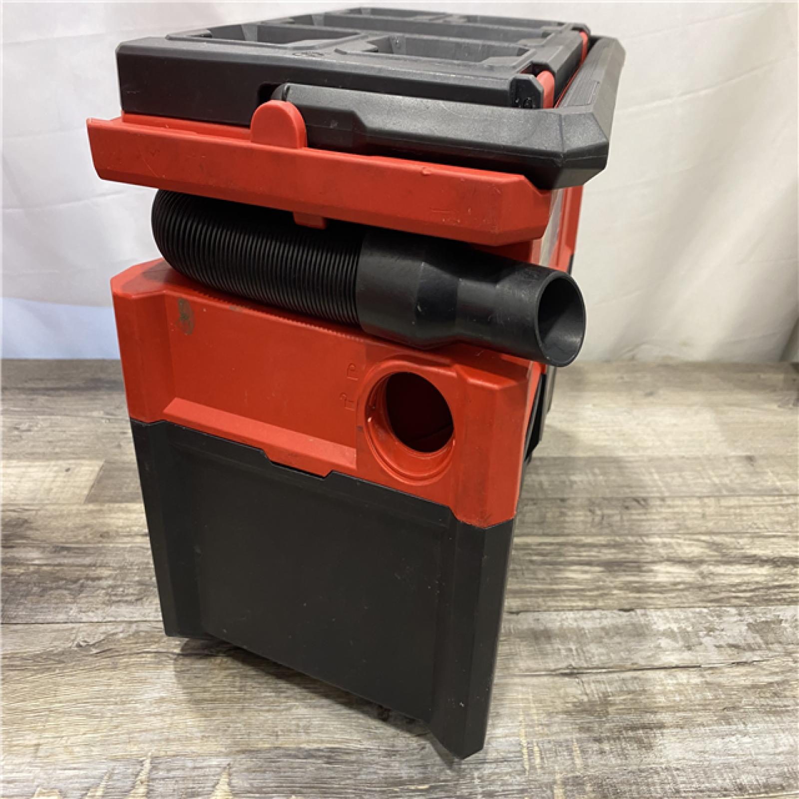 AS-IS Milwaukee FUEL PACKOUT 18-Volt Lithium-Ion Cordless 2.5 Gal. Wet/Dry Vacuum (Vacuum-Only)