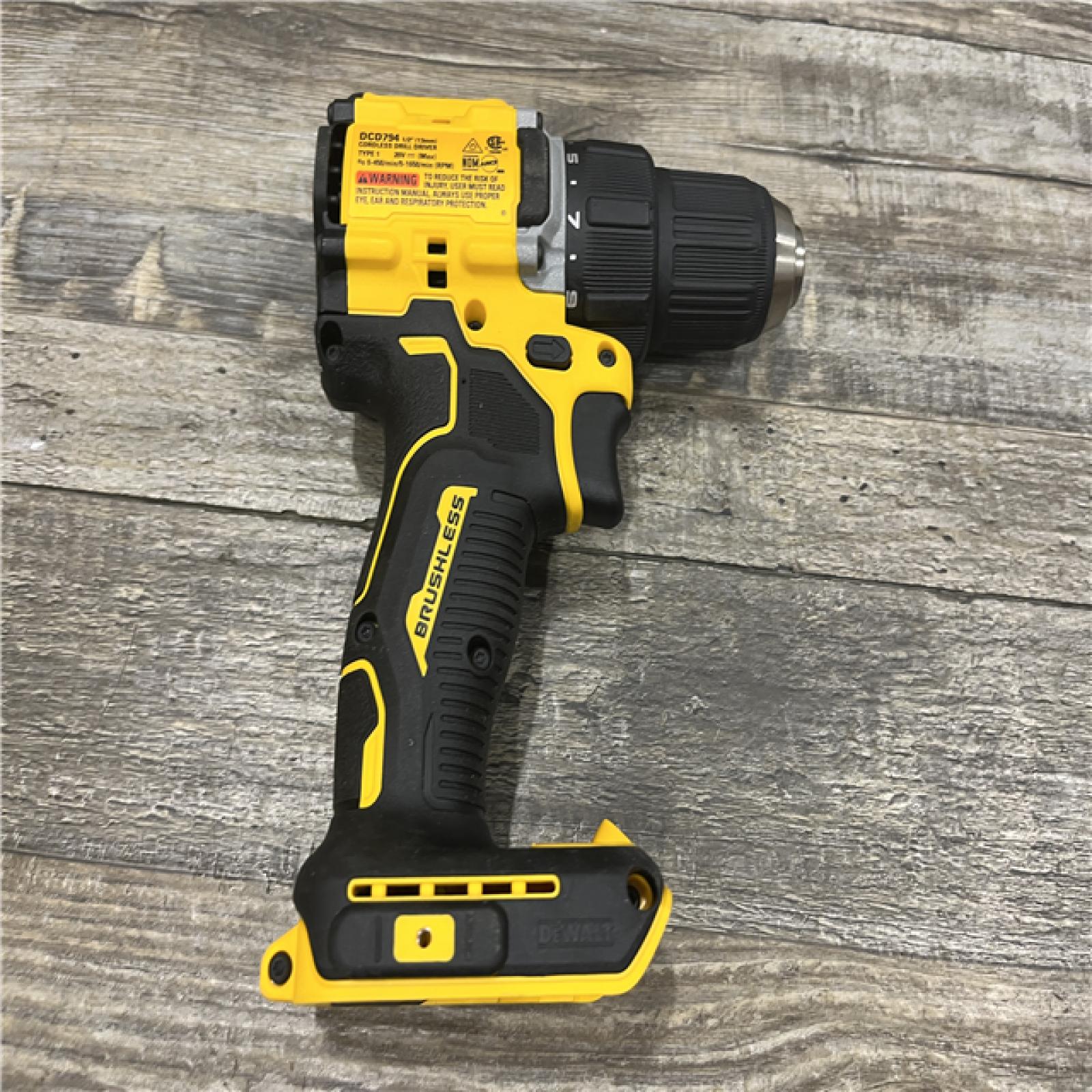 AS-IS DEWALT Atomic 20V Lithium-Ion Cordless Compact 1/2 in. Drill/Driver Kit
