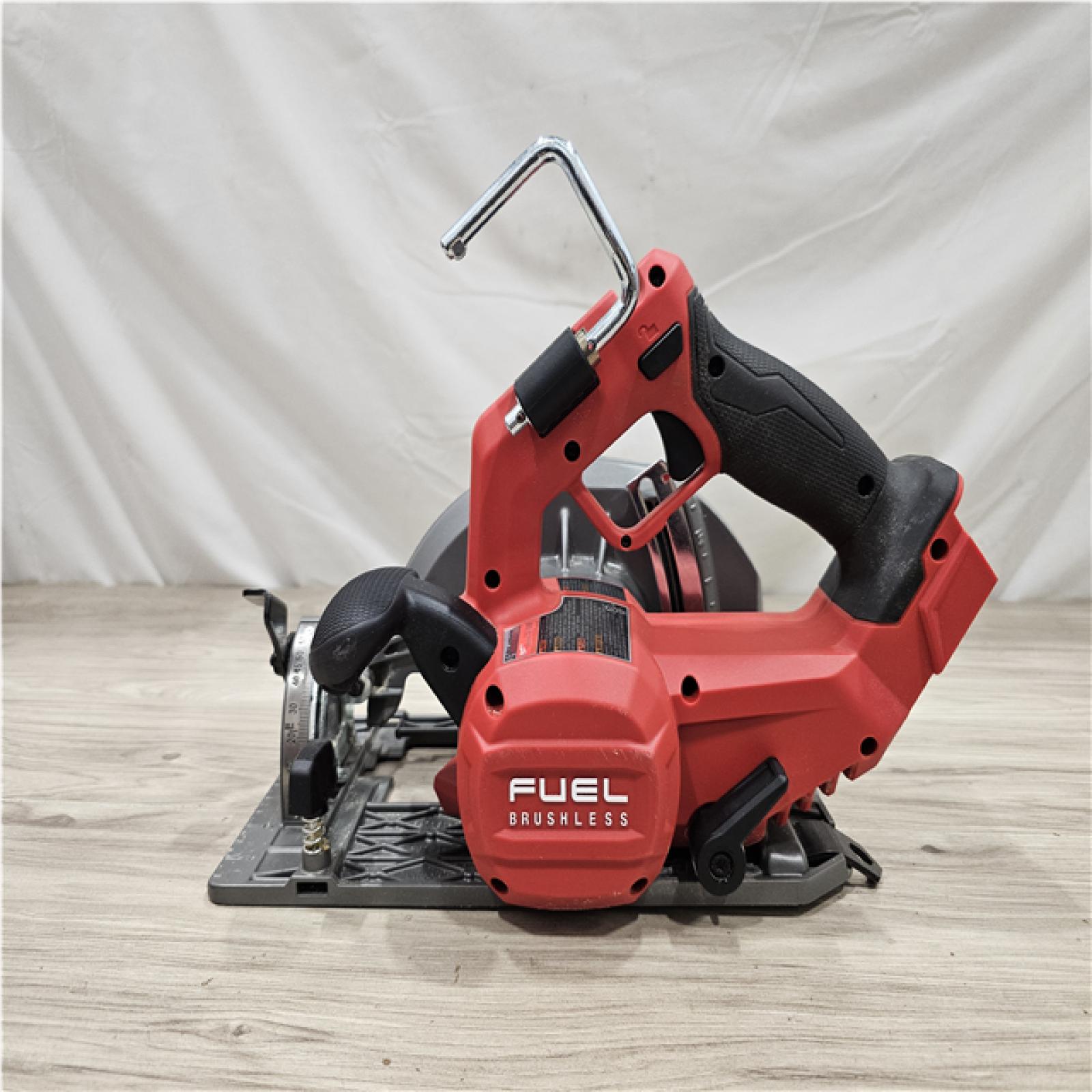 AS-IS Milwaukee FUEL 18V Lithium-Ion Brushless Cordless 7-1/4 in. Circular Saw (Tool-Only)