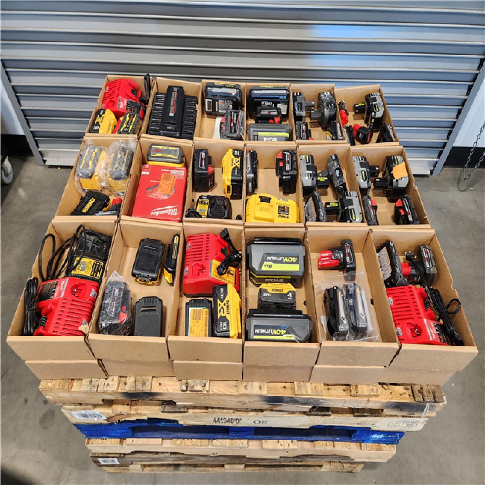 DALLAS LOCATION - AS-IS BATTERY PALLET
