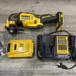 AS-IS DEWALT ATOMIC 20V MAX Cordless Brushless Oscillating Multi Tool Kit