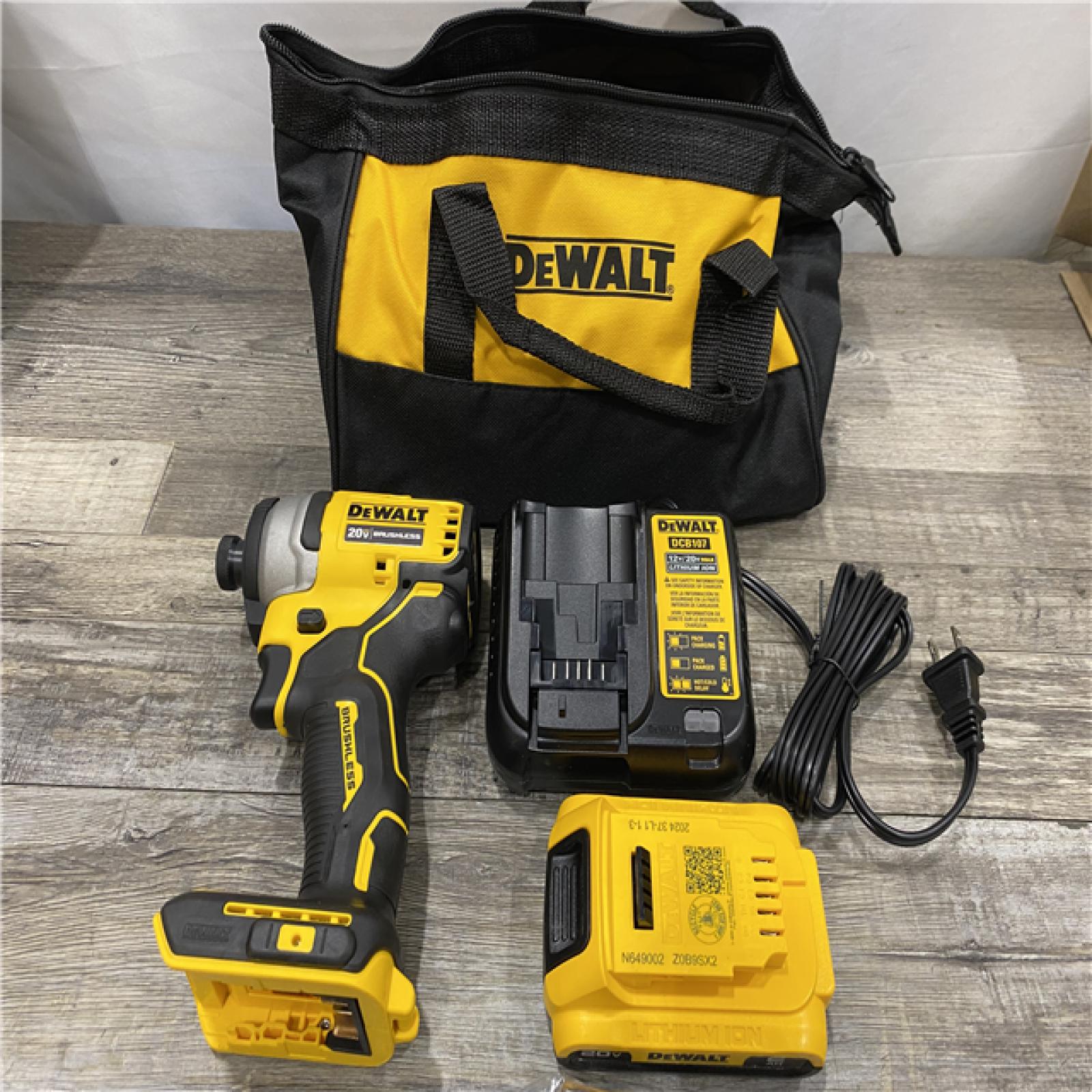 AS-IS DEWALT Atomic 20V Max Lithium-Ion Brushless Cordless Compact 1/4 in. Impact Driver Kit