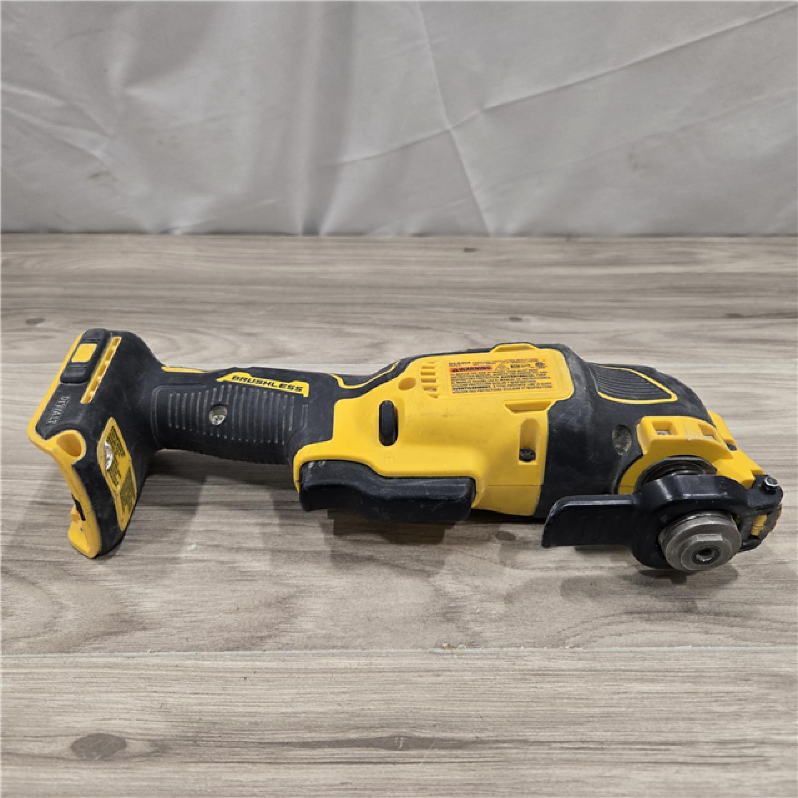 AS-IS DEWALT ATOMIC 20V MAX Cordless Oscillating Multi Tool (Tool Only)